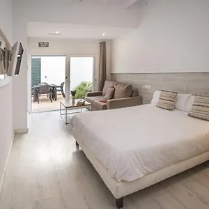 Guest house Xubec - Juvenil, Ciutadella (Menorca)