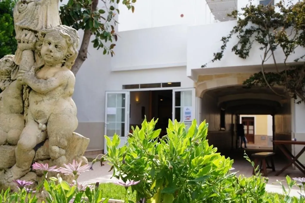 Hostal Oasis Menorca Ciutadella  Guest house Ciutadella (Menorca)
