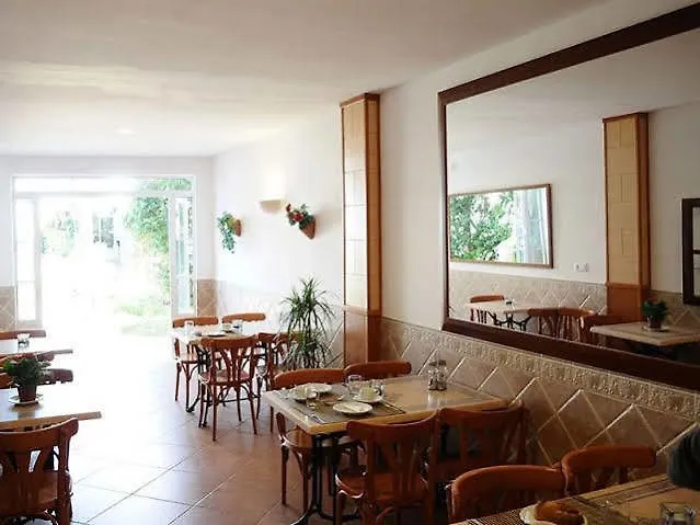Hostal Oasis Menorca Ciutadella  Guest house