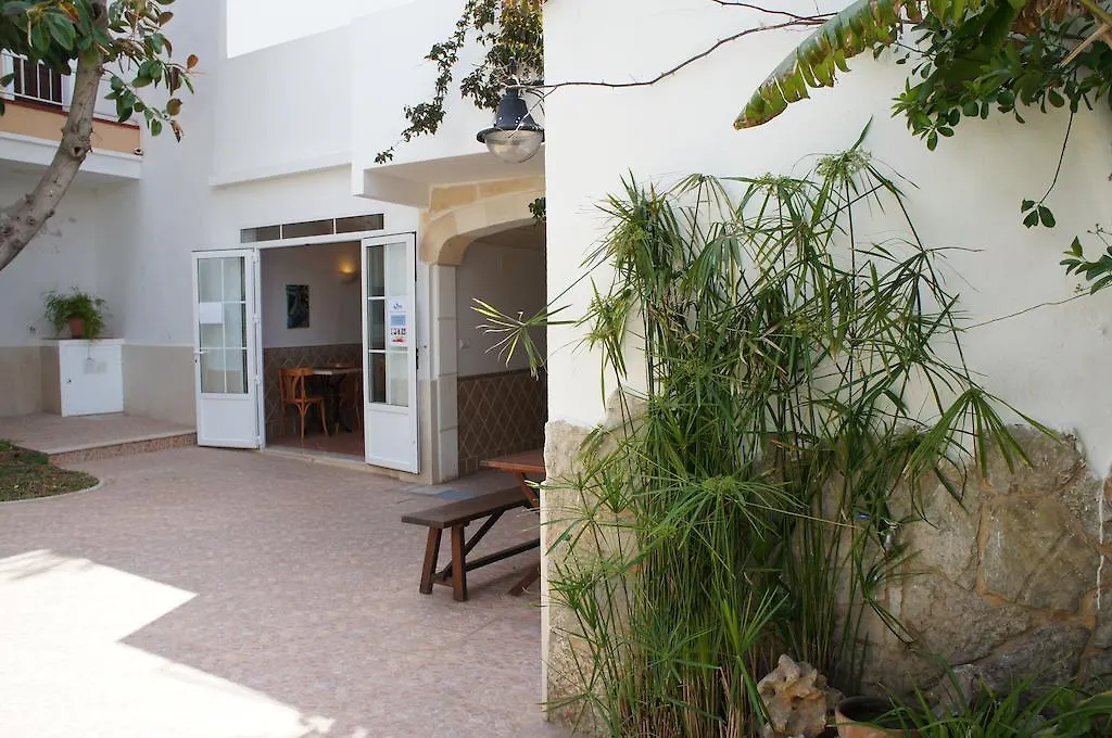 Hostal Oasis Menorca Ciutadella  Guest house Ciutadella (Menorca)